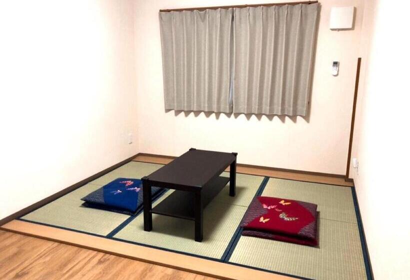 פנסיון Mikawa House Osaka Castle