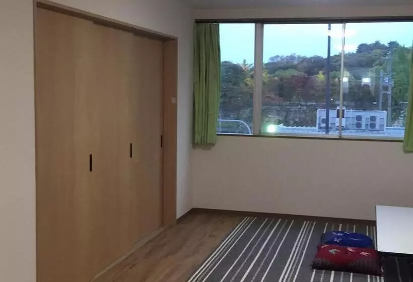 پانسیون Mikawa House Osaka Castle