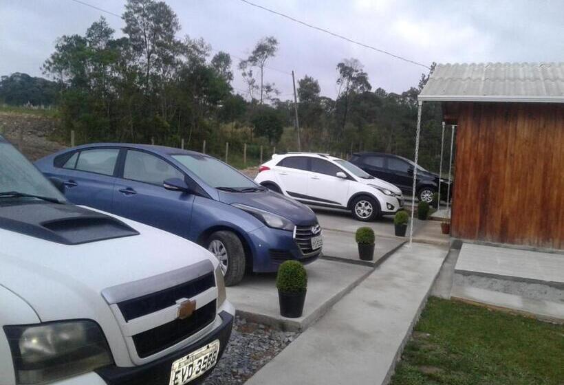 ペンション Pousada Bica D água