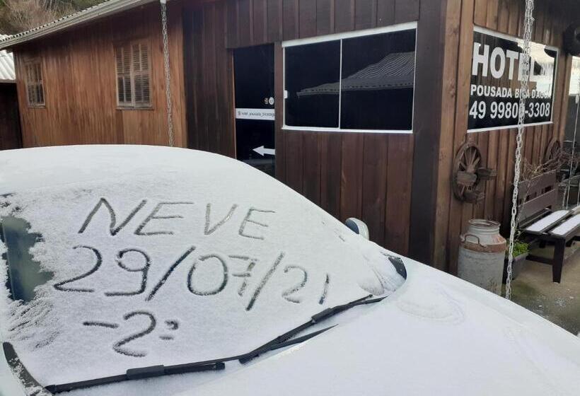 ペンション Pousada Bica D água