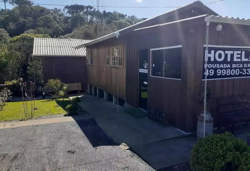 پانسیون Pousada Bica D água