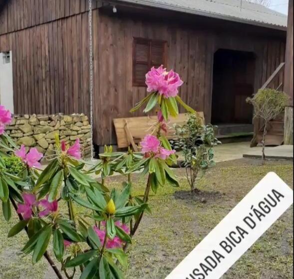 ペンション Pousada Bica D água