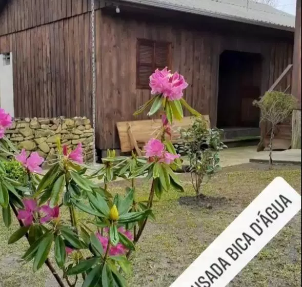 پانسیون Pousada Bica D água