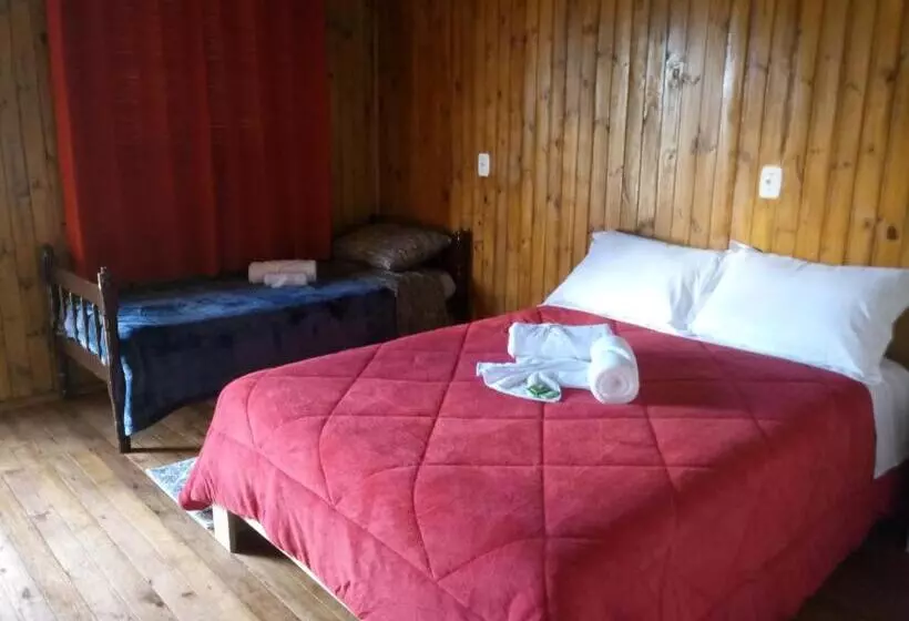 پانسیون Pousada Bica D água