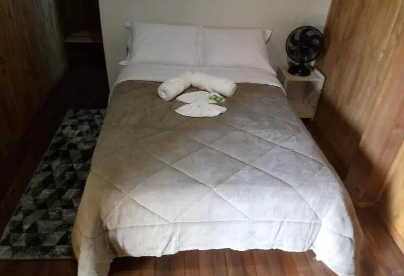 پانسیون Pousada Bica D água