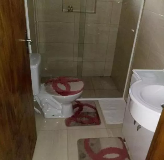 پانسیون Pousada Bica D água