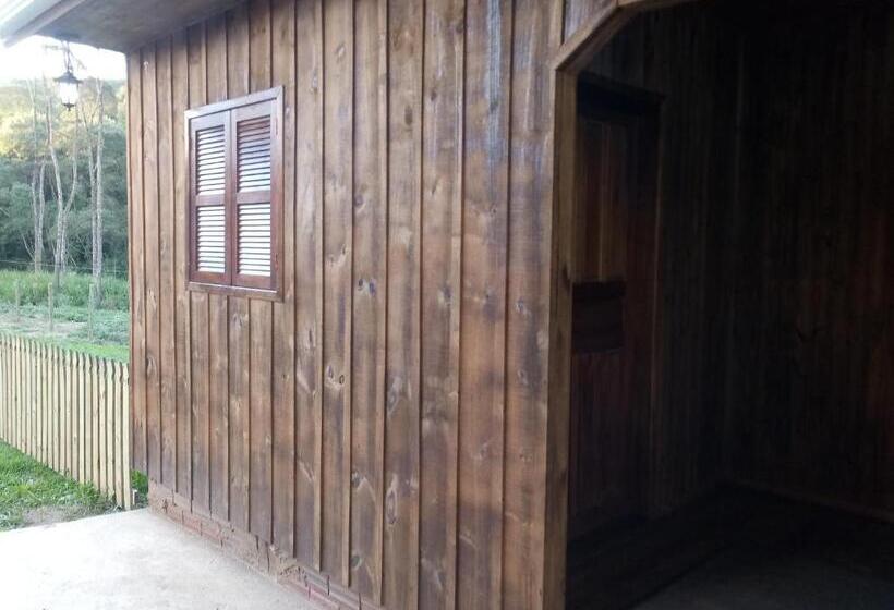 ペンション Pousada Bica D água