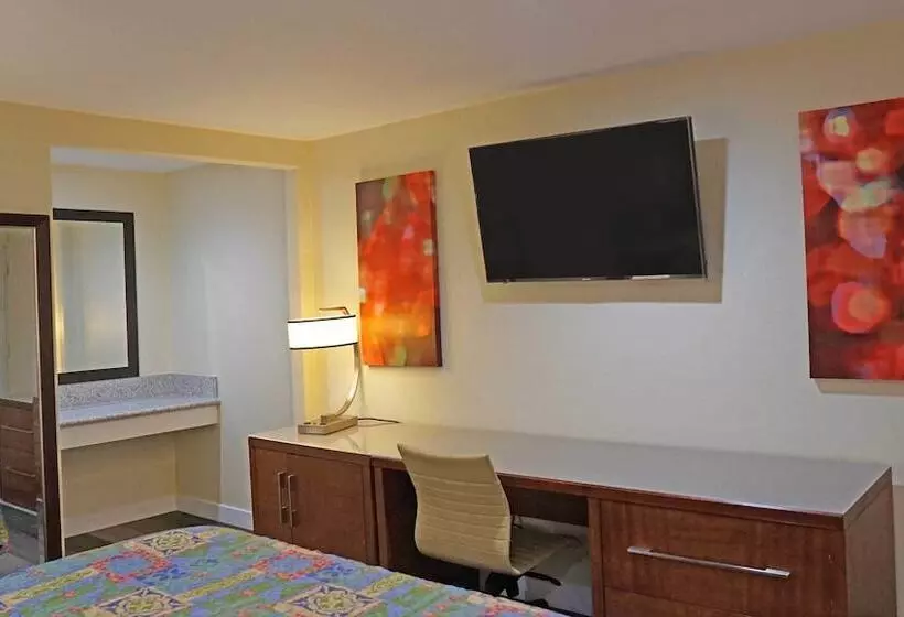 Del Mar Motel