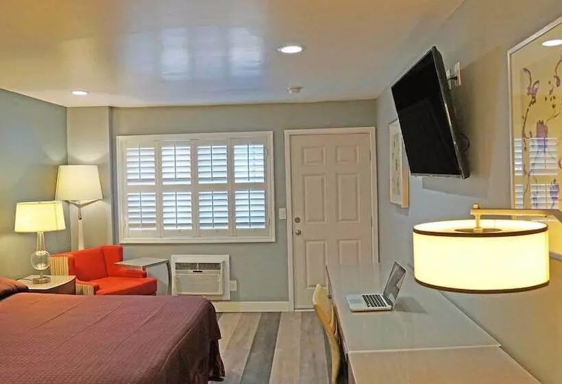 Del Mar Motel