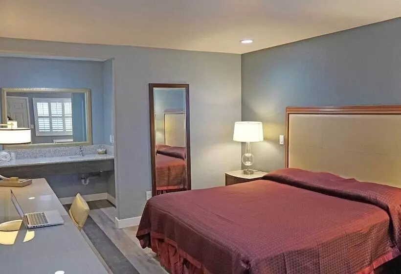 Del Mar Motel