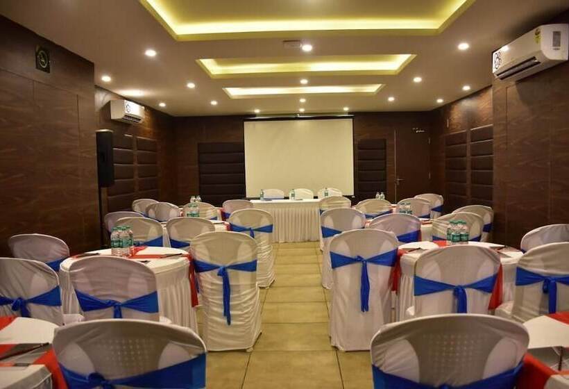 Hotel Calux Grand Baga Formerly Amara Grand