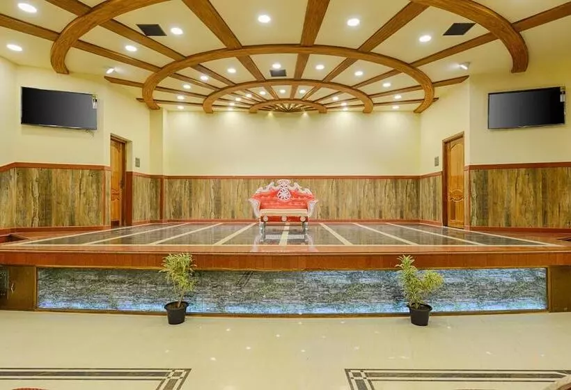 ホテル Ramraj Regency