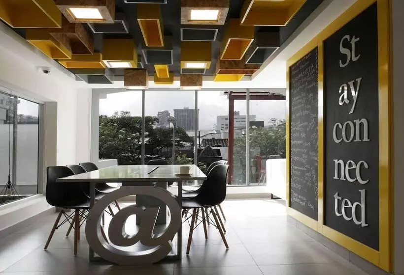 ホテル Park Inn By Radisson Quito