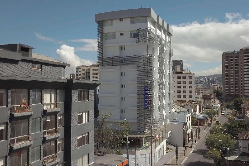 בית מלון כפרי Park Inn By Radisson Quito