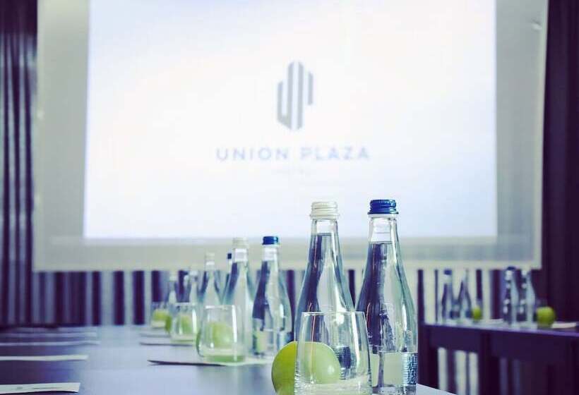 هتل Union Plaza