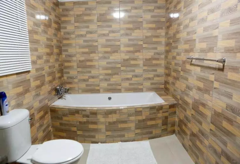 Majatalo Gracious Lodge