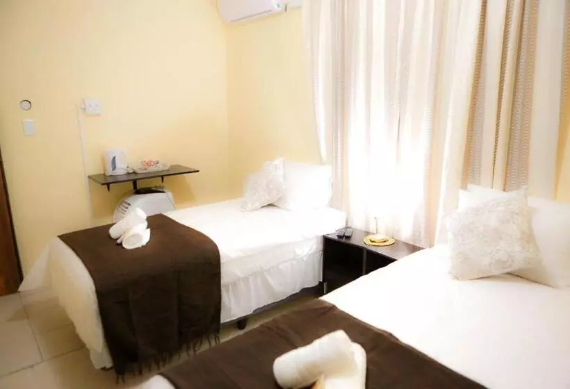 Majatalo Gracious Lodge