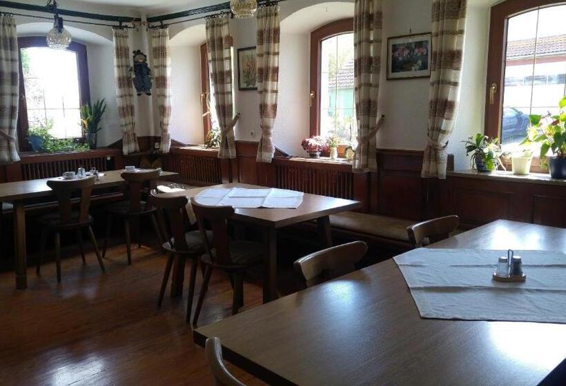 Hospedaria Gasthaus Zum Goldenen Roß