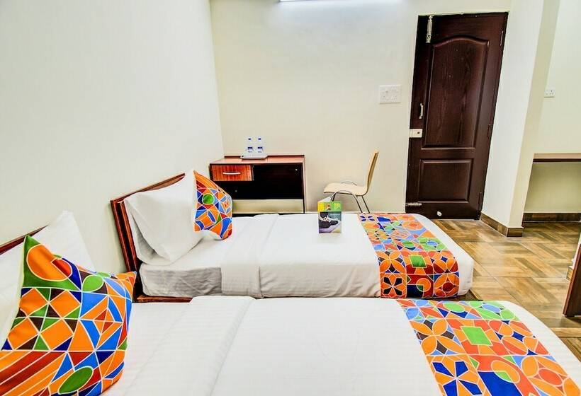 בית מלון כפרי Fabexpress The Grand Renato Suites