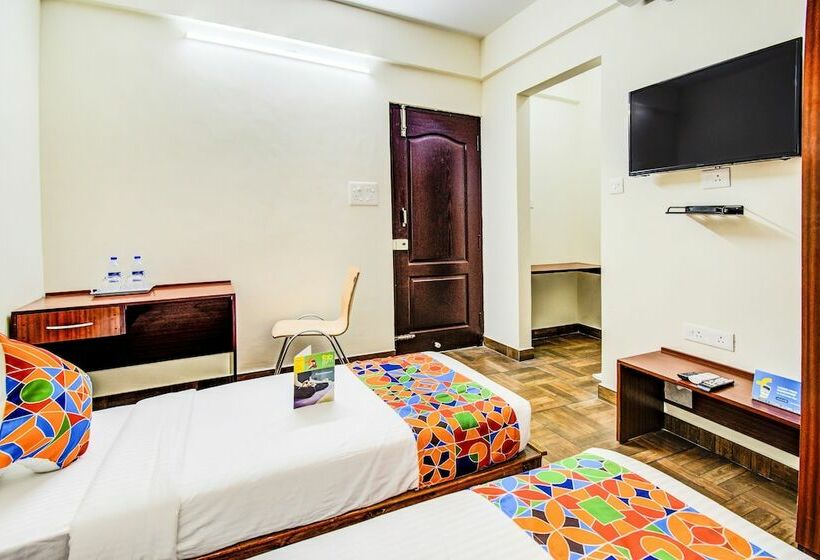 בית מלון כפרי Fabexpress The Grand Renato Suites