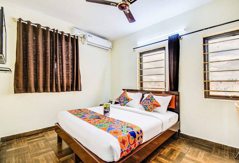 בית מלון כפרי Fabexpress The Grand Renato Suites