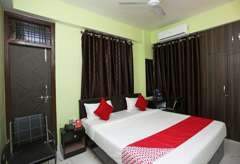 هتل O Near Anisabad Golambar