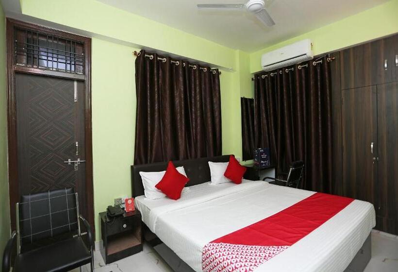 هتل O Near Anisabad Golambar