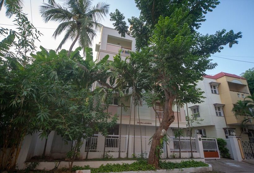 ホテル Oyo 24394 Flagship Deepalakshmi T Nagar