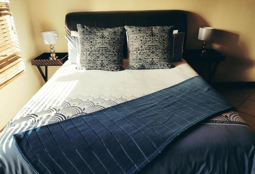 Пансион Copperstone House