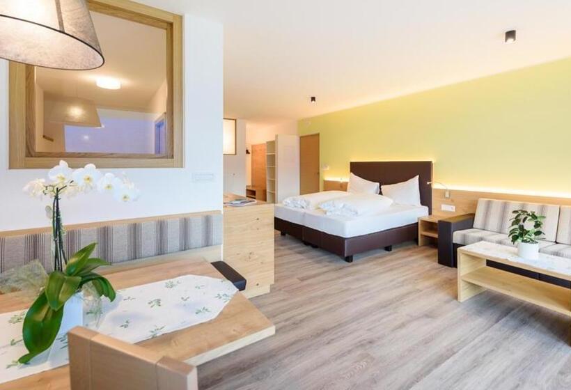 بنسيون La Pergola Panoramasuites