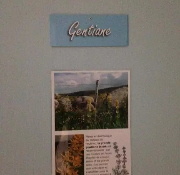 Retkeilymaja Gite Du Forail