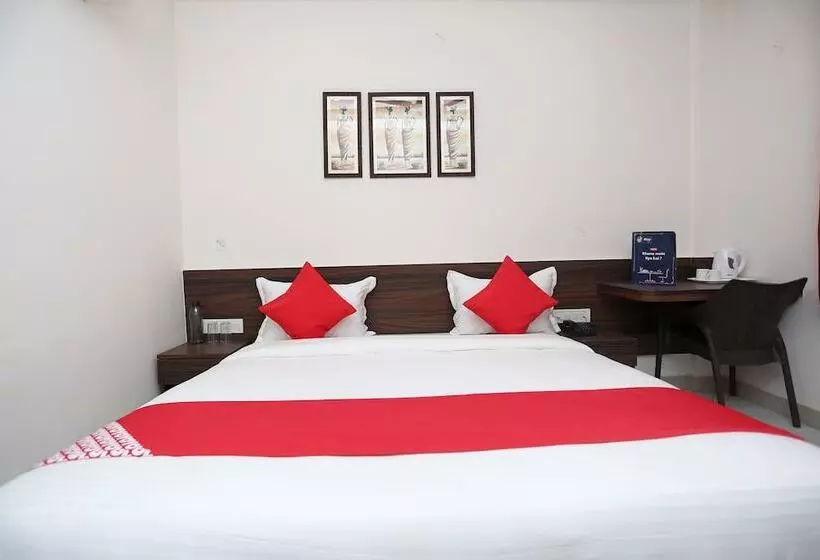 Super Hotel O Tulip Inn