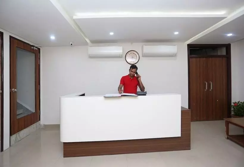 Super Hotel O Tulip Inn