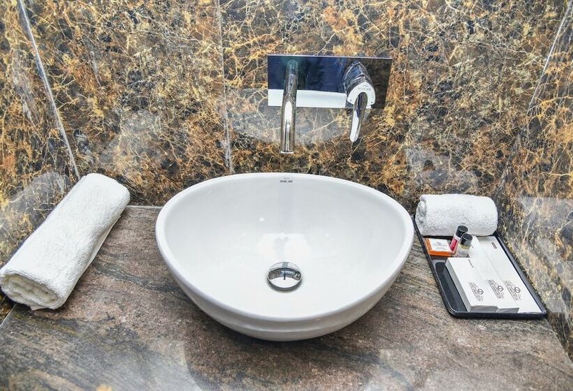 فندق Suncity Plaza