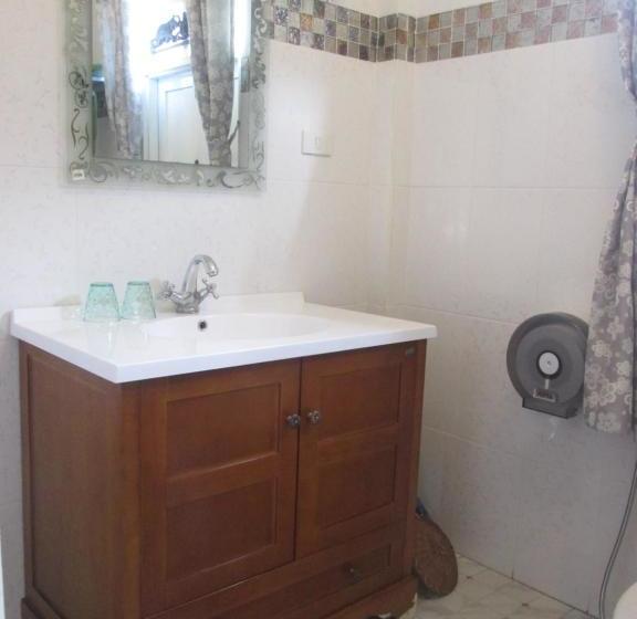 پانسیون Spacious Private Suite