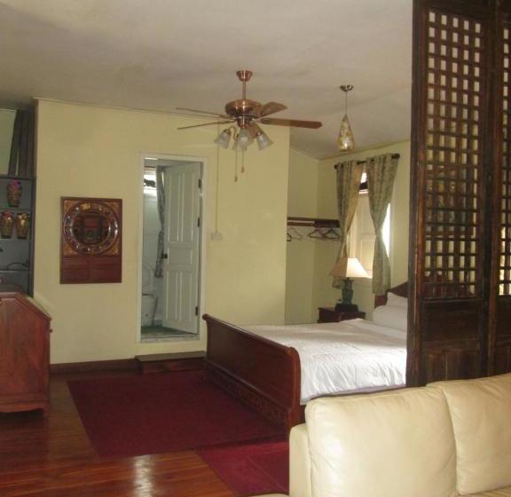 پانسیون Spacious Private Suite