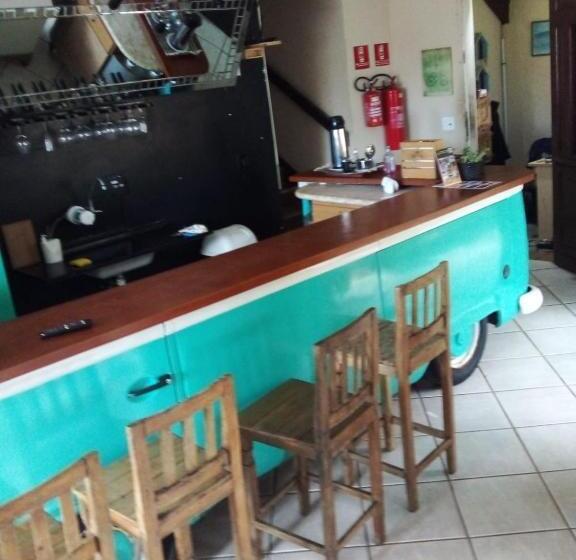 Pousada Reserva Do Tombo Lounge Hostel