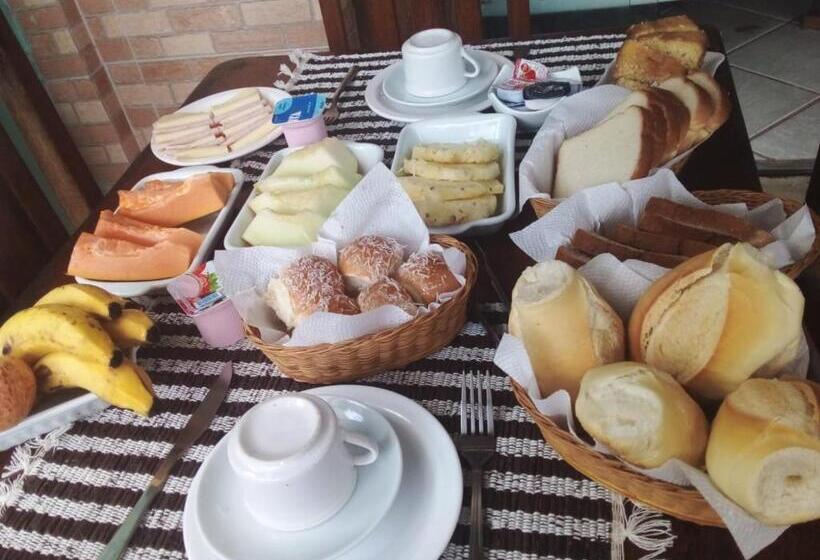 Pousada Reserva Do Tombo Lounge Hostel