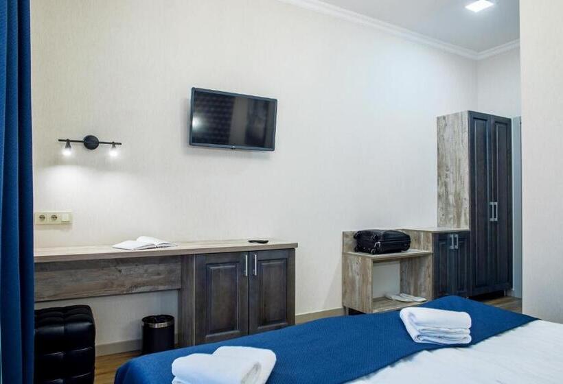 فندق صغير Mini Hotel Barvy Lvova On Horodotska St