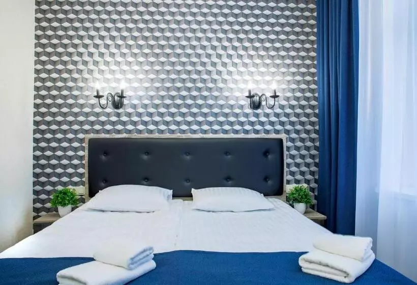 هاستل Mini Hotel Barvy Lvova On Horodotska St