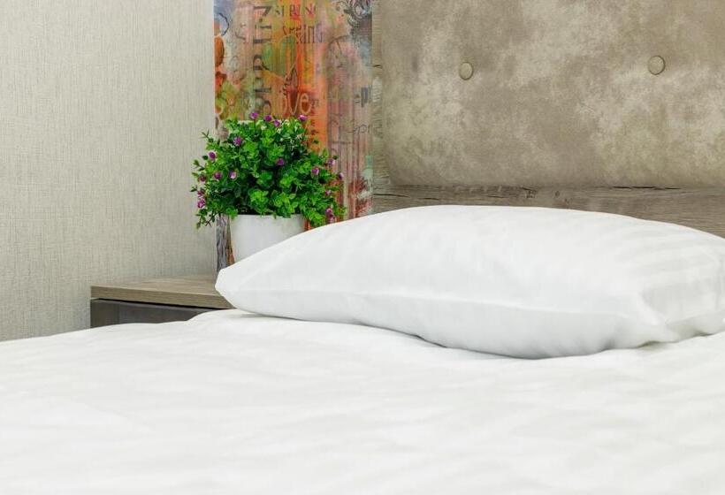 فندق صغير Mini Hotel Barvy Lvova On Horodotska St