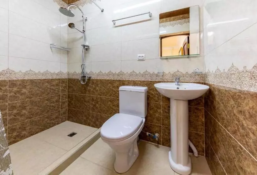 هاستل Tatev Hotel And Tours