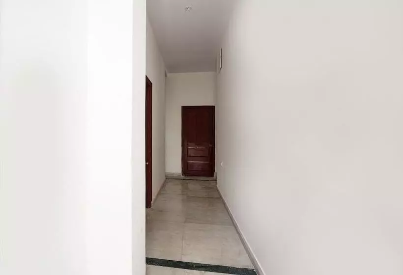 هتل Super Townhouse Townvilla Guesthouse