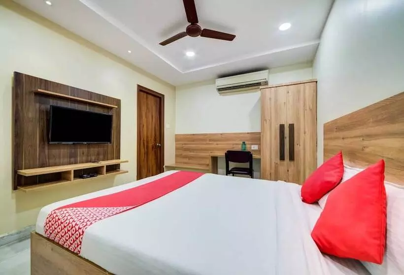 هتل Super Townhouse Townvilla Guesthouse