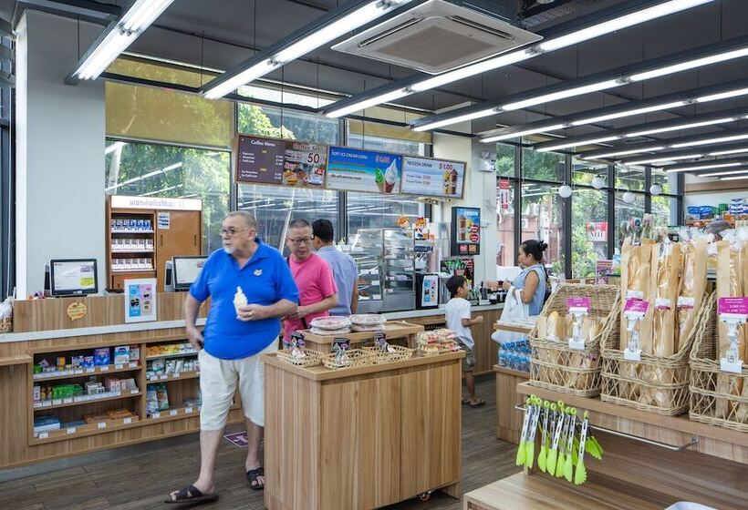 Phnom Penh 51 Hotel & Residences