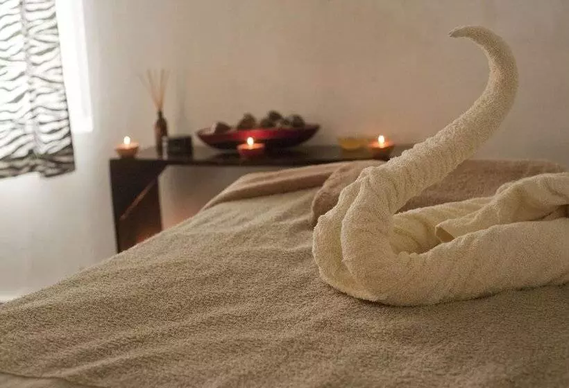 Phnom Penh 51 Hotel & Residences