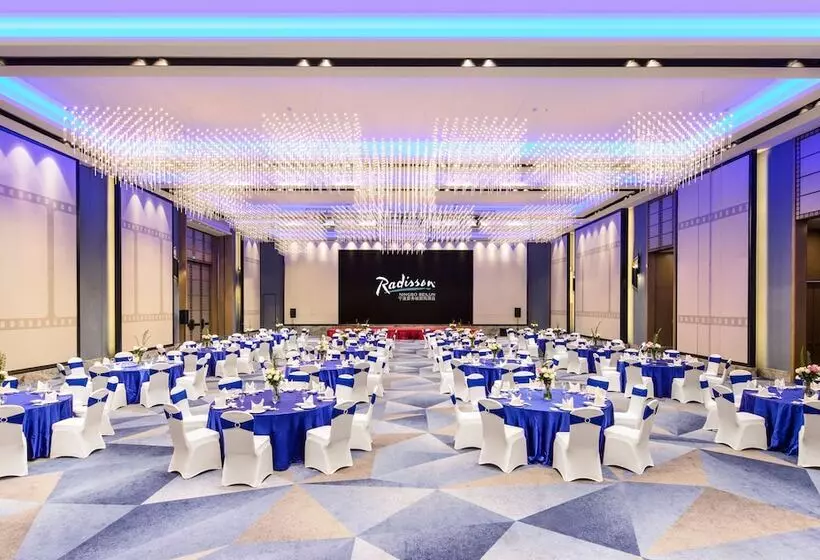 ホテル Radisson Ningbo Beilun
