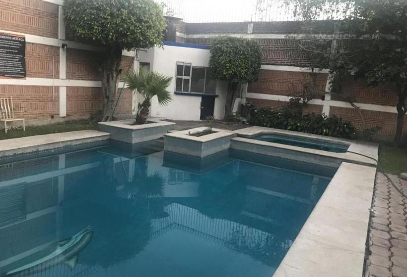 فندق Posada Montserrat