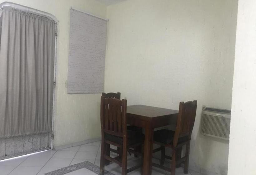 فندق Posada Montserrat