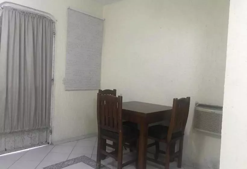 Hotelli Posada Montserrat